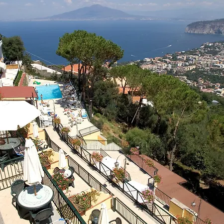 Le Terrazze Сорренто