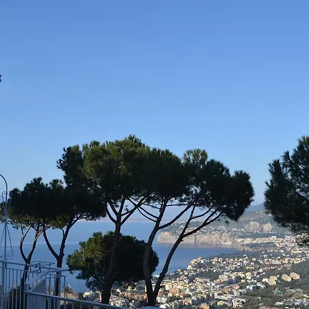 Le Terrazze Aparthotel 3*