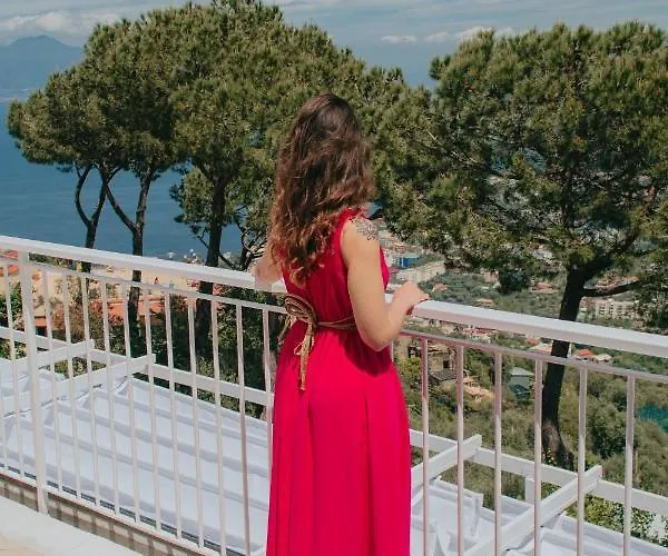 レジデンス レ テラッツェ